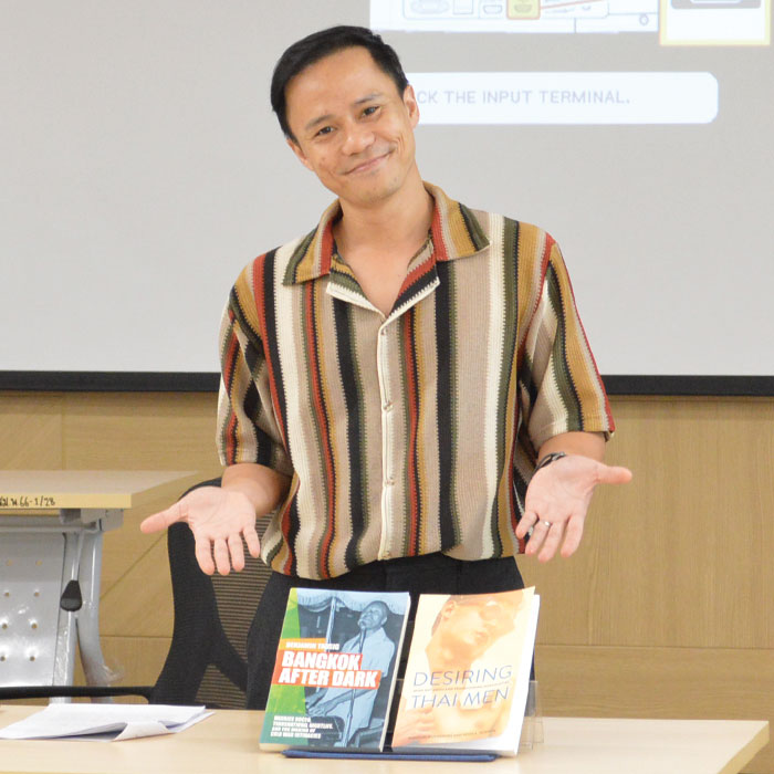 การนำเสนอบทความเนื่องในวาระ 61 ปี  “เก็บอาการ” ชีวิตสังคมของนักดนตรีเครื่องสายชายสวย